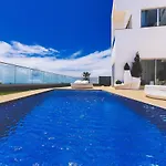 Luxury Carlota With Private Pool By Hr Madeira Willa
