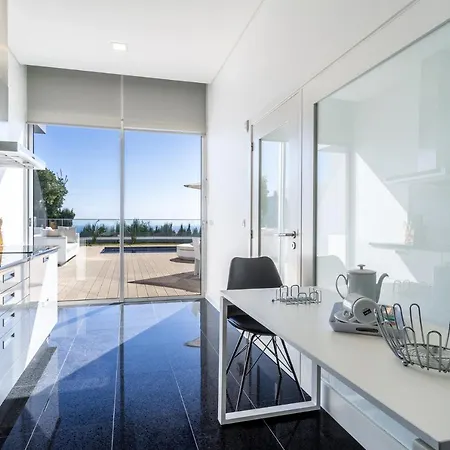 Vila Luxury Carlota With Private Pool By Hr Madeira *